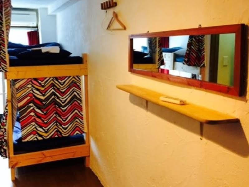 Wisma tamu Tani9 Backpackers Osaka